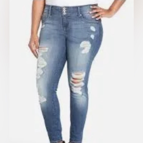 Torrid super soft destroyed jeggings size 28 short - Picture 1 of 10